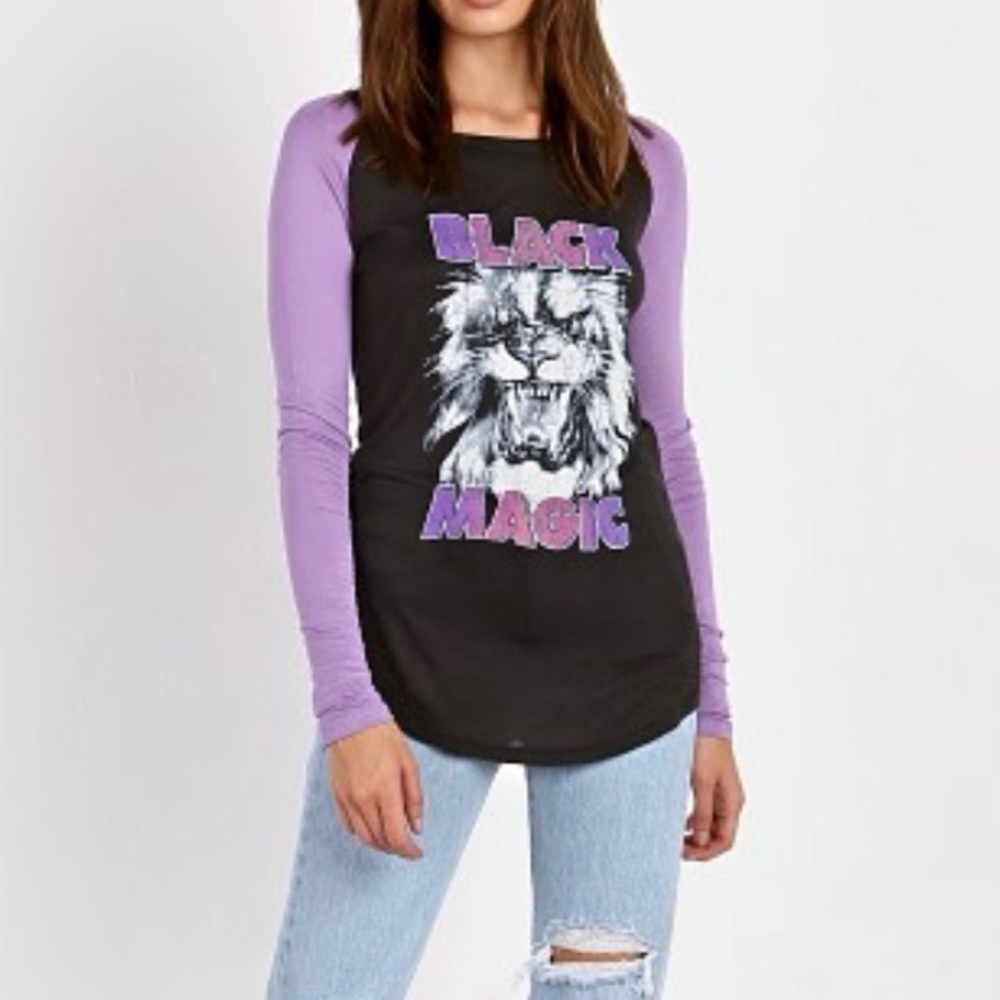 Spell Black Magic Raglan - Picture 2 of 9